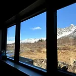 Apartamento Ny I Vakre Lofoten Kleppstad