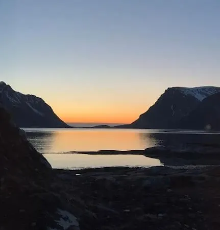 Daire Ny I Vakre Lofoten *